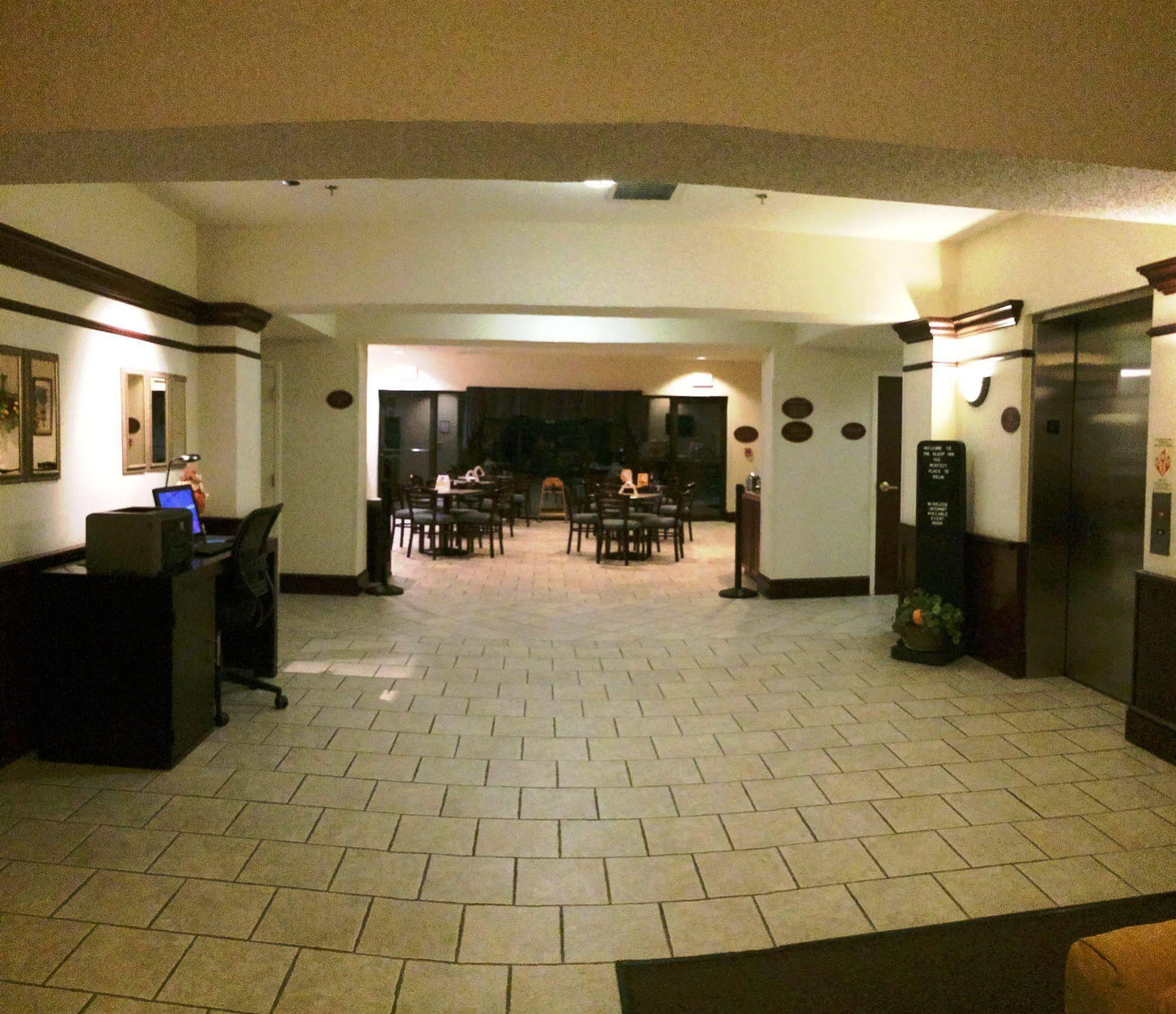 Sleep Inn&Suites Danville Hwy 58 Eksteriør billede